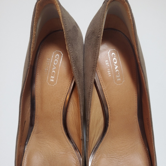 Coach Ophelia Suede Embossed block heels - Picture 7 of 8